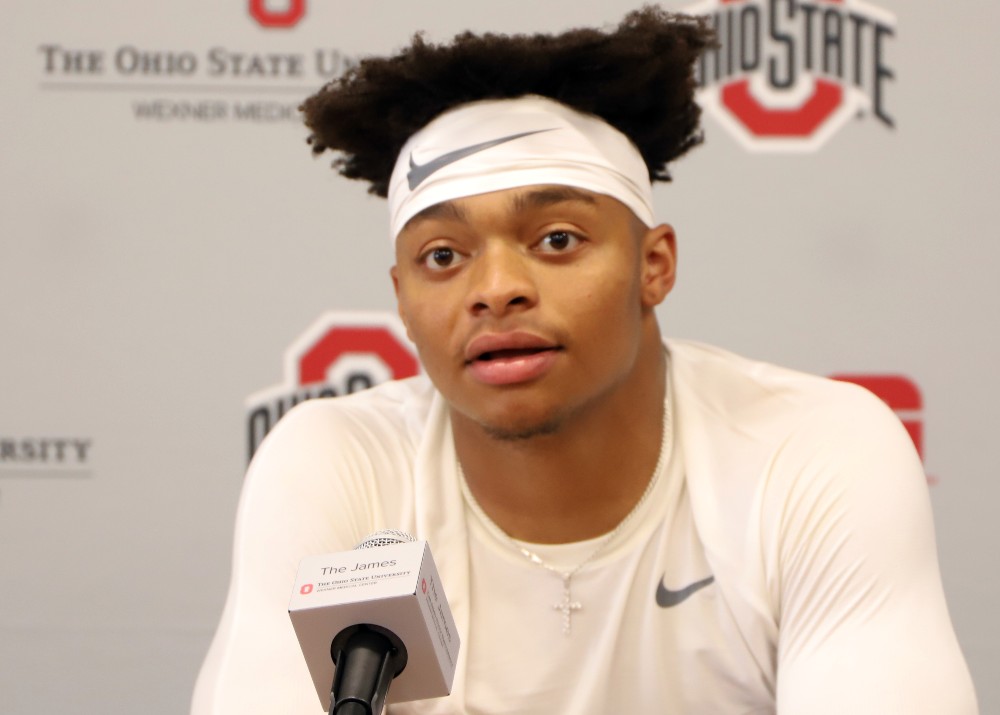 Rumors: QB Justin Fields Considered Trades with Raiders intead of  Vikings because of…