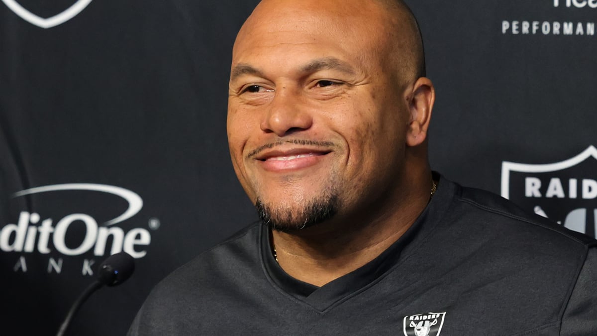 Michigan super star willing to cut his salary to play for Raiders after…