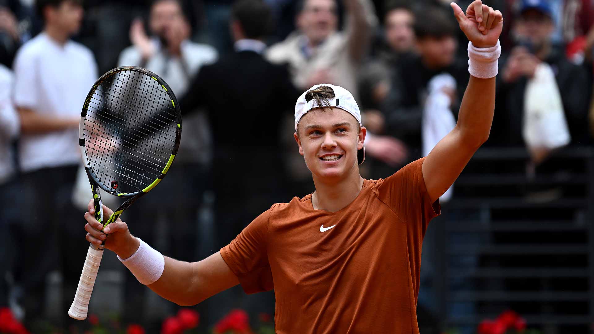 Holger Rune received brutally wraning from super star after embarrassing decision during Miami open event…