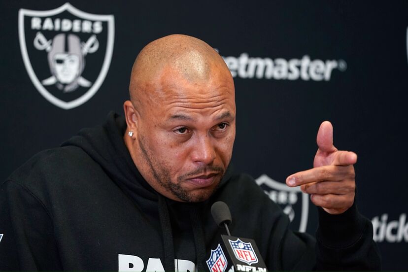 Raiders pull surprising move to sign Rivals QB after cutting his pay  to joined Raiders