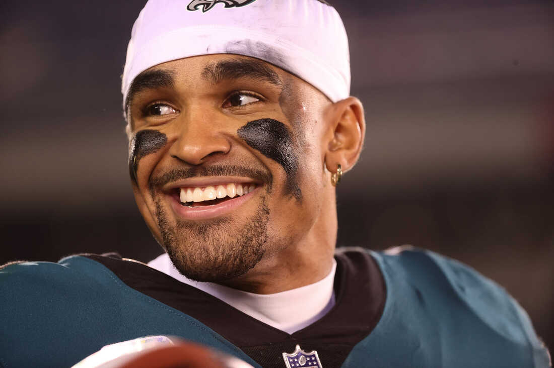 Eagles Quarterback Jalen Hurts Embracing Leadership amid veteran departure…