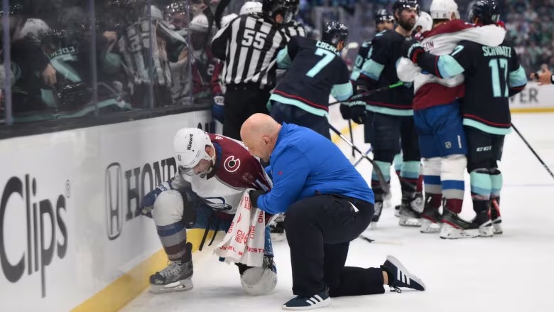 COlorado avalanche Andrew Cogliano fractures right orbital after fouling ball into his own face