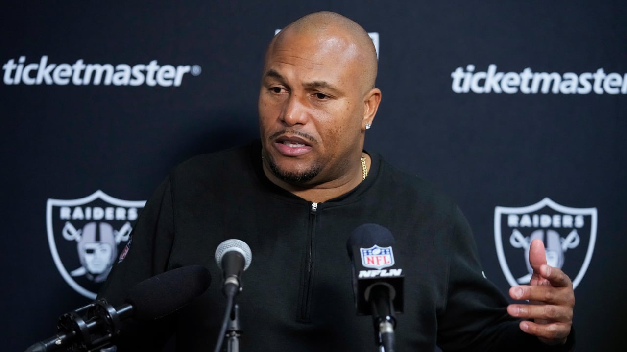 Raiders $120million star Accepts major  pay cut in surprising move to rivals…