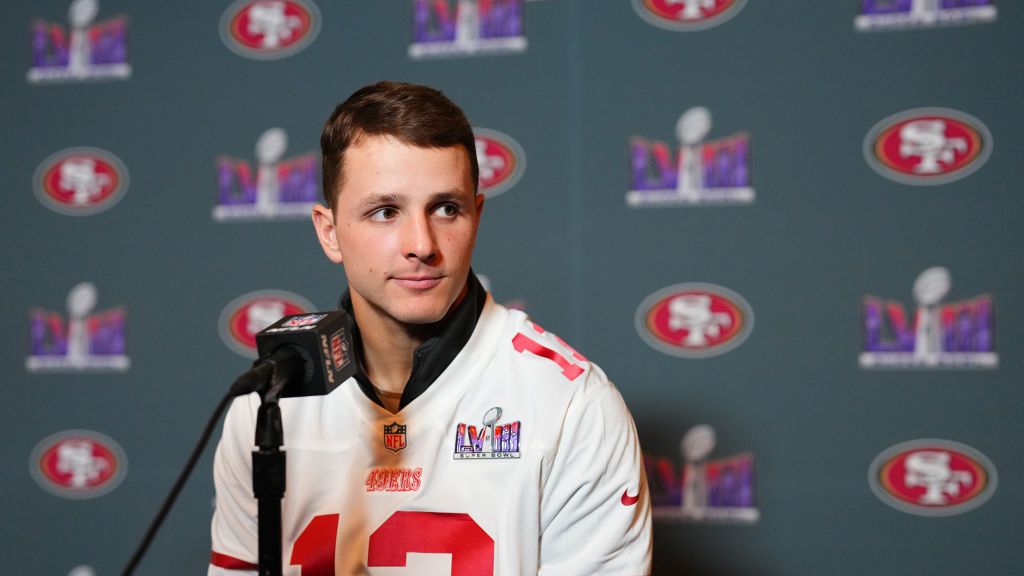 NO I AM LEAVING:  san fransico 49ers Quarterback Rejects Contract Extention….