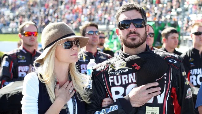 Officially: After the lost of longtime girlfriend  NASCAR star Martin Truex Jr finally announces  date for Wedding after Engaged of his New girlfriend…