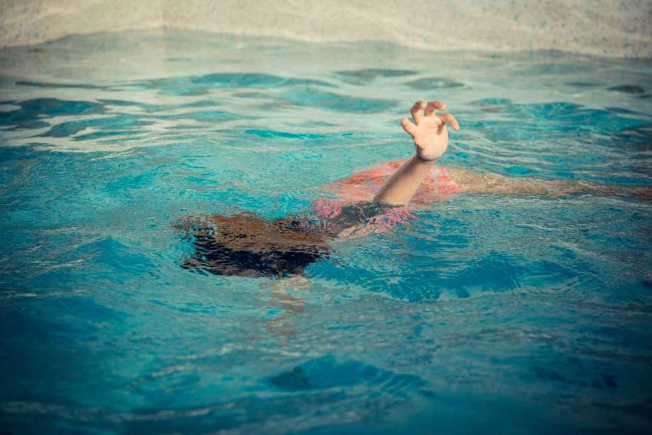 Tragic News:Alabama  Head Coach Kalen DeBoer DaughterFound Dead in Swimming Pool…