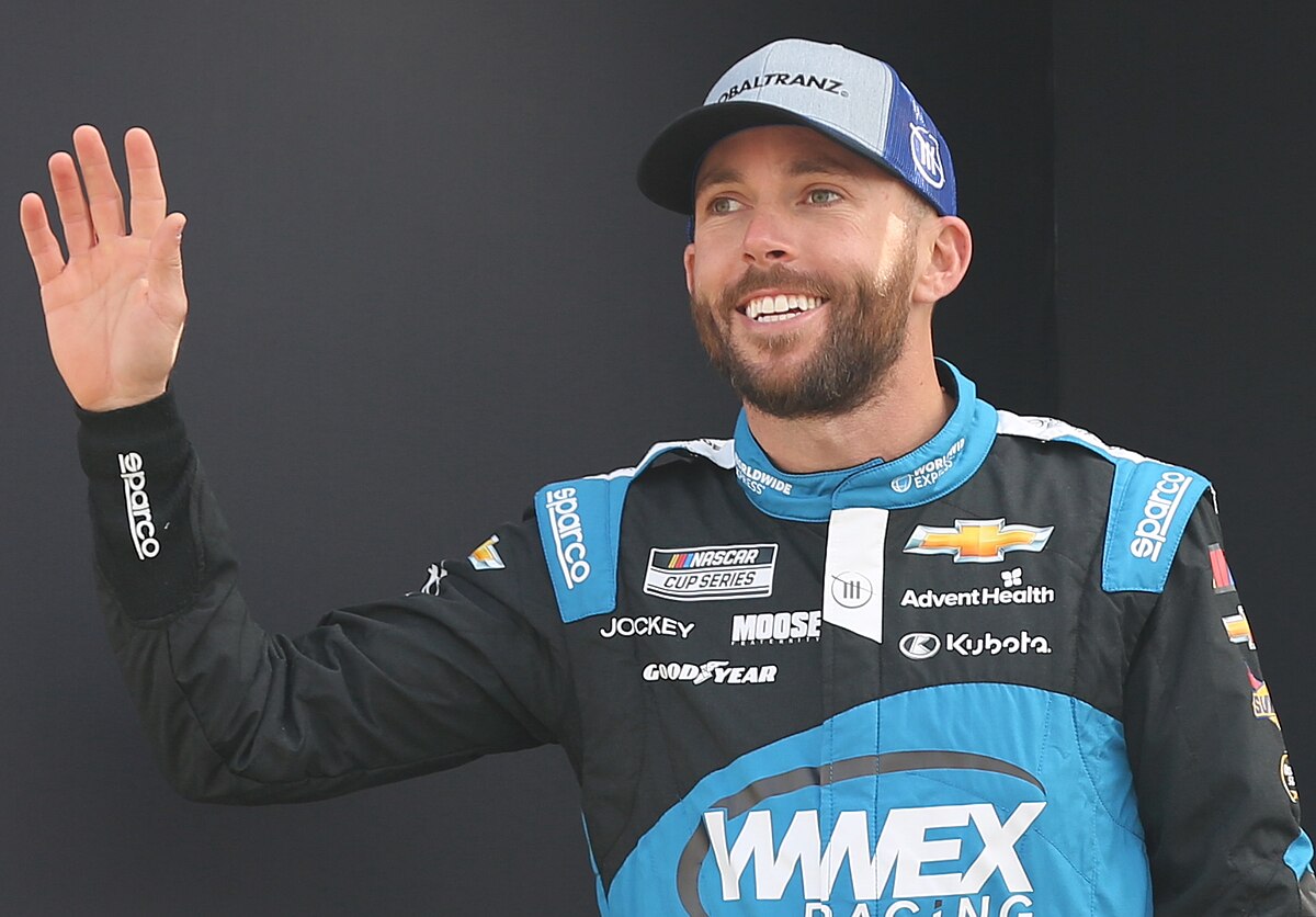  Ross Chastain is making a  career move as he prepares to Cup Paid to transition from Trackhouse Racing (TR) to Joe Gibbs Racing (JGR) Team due to…