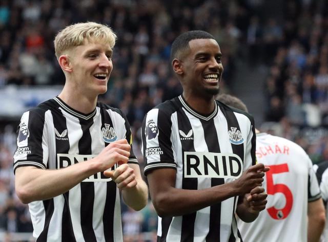 According Fabrizio Romano Newcastle United Duo Alexander Isak and Anthony Gordon Not a moment soon…