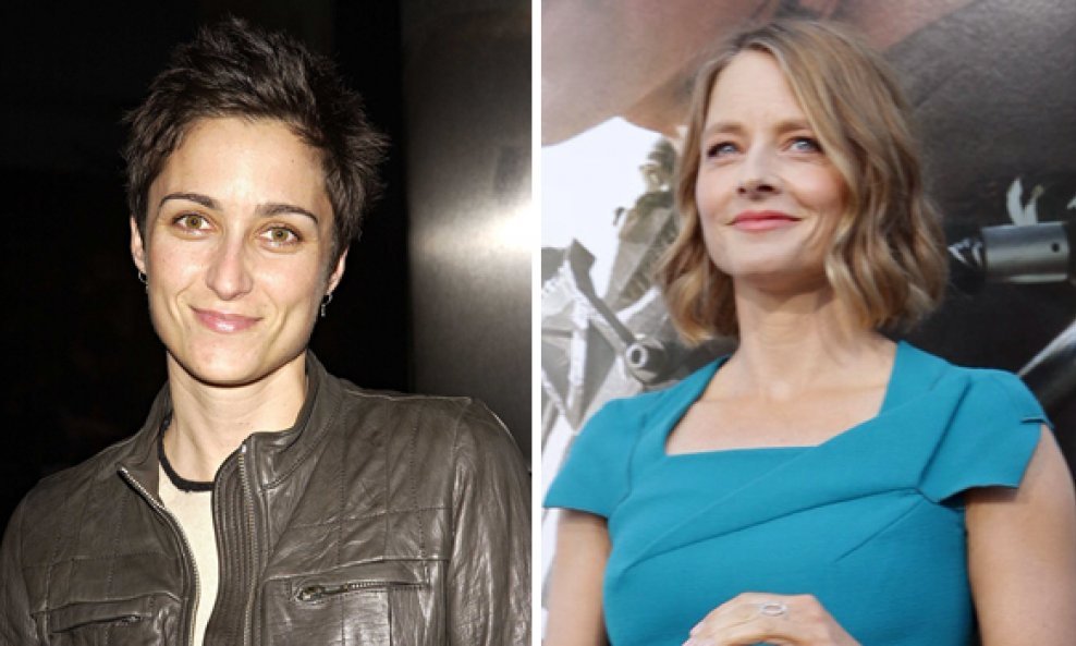 Heartbreaks:  Alexandra Hedison gets emotional after  Jodie Foster unexpected reunion with  Ex – Husband following sad news…