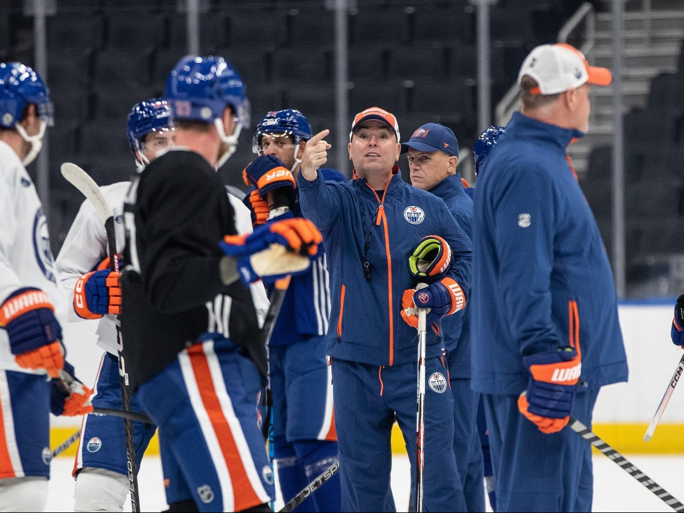 JUST IN: NHL Icon Believes Edmonton Oilers  Can still make the final despite Huddle….