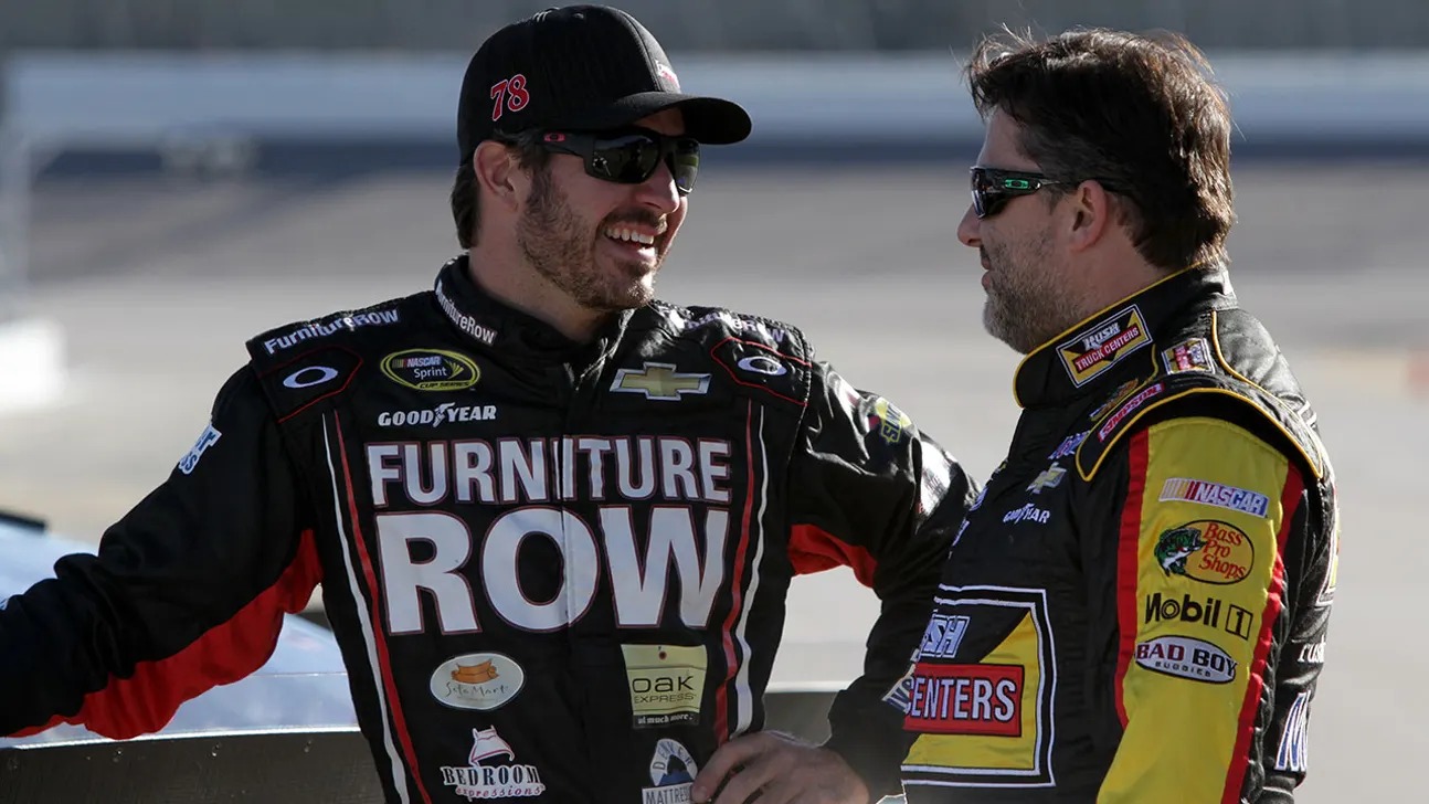 Martins Truex Jr.  drop a Bombshell announcement regarding his recent decision to join Tony Stewart as new Eldoral Speedway  Co-Owner send two shocking words to the NASCAR fans base 