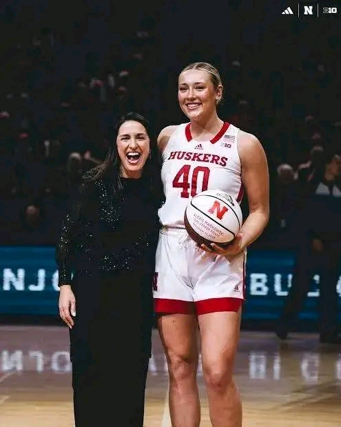  Nebraska Cornhuskers Rejoice As: Alexis Markowski Named Sporting News National Player of the Year the team reveals due to…..