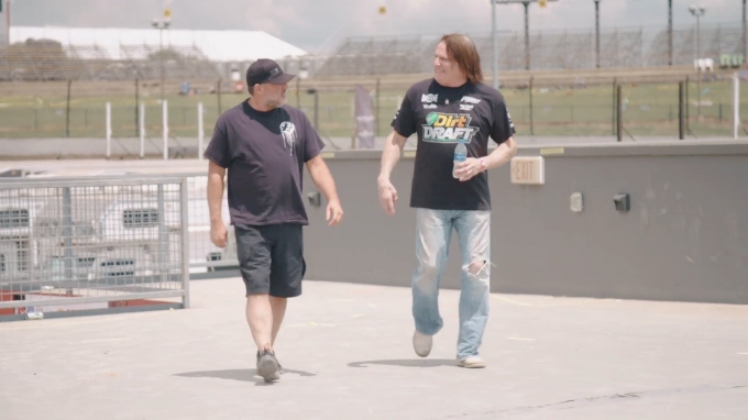 Tony Stewart invest $200m in Eldoral Speedway community fans for Honoring a Racing Legend The Impact of Scott Bloomquist on Motorsports history after another breakout…