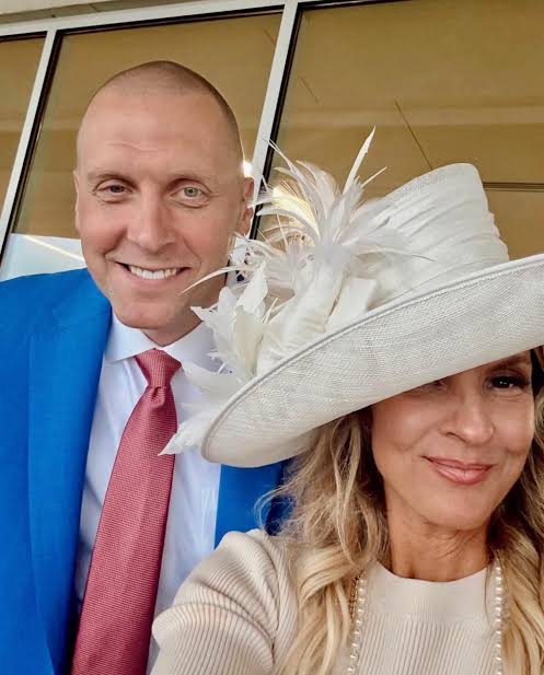 Congratulations: Kentucky Wildcats Head Coach Mark Pope and Wife Anne Pope Celebrate 26th Wedding Anniversary as They Embark on a New Chapter Together….